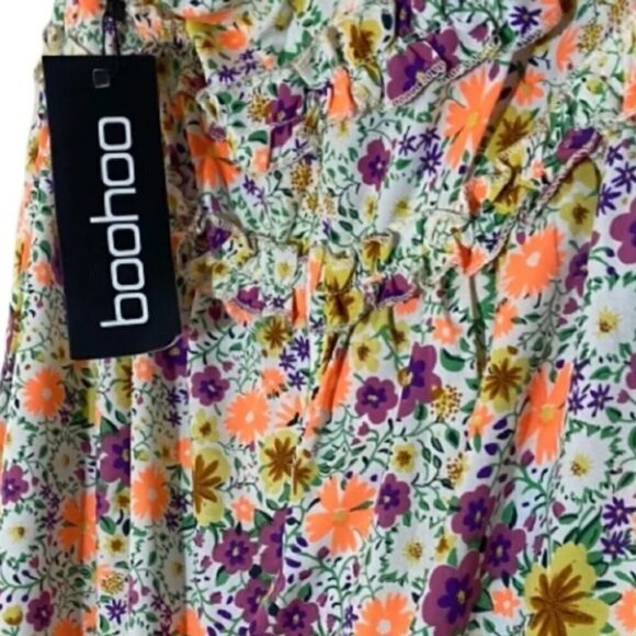 Boohoo Cream Purple Ditzy Floral Print Y2K style Halter neck Skater Mini Dress - Picture 5 of 8